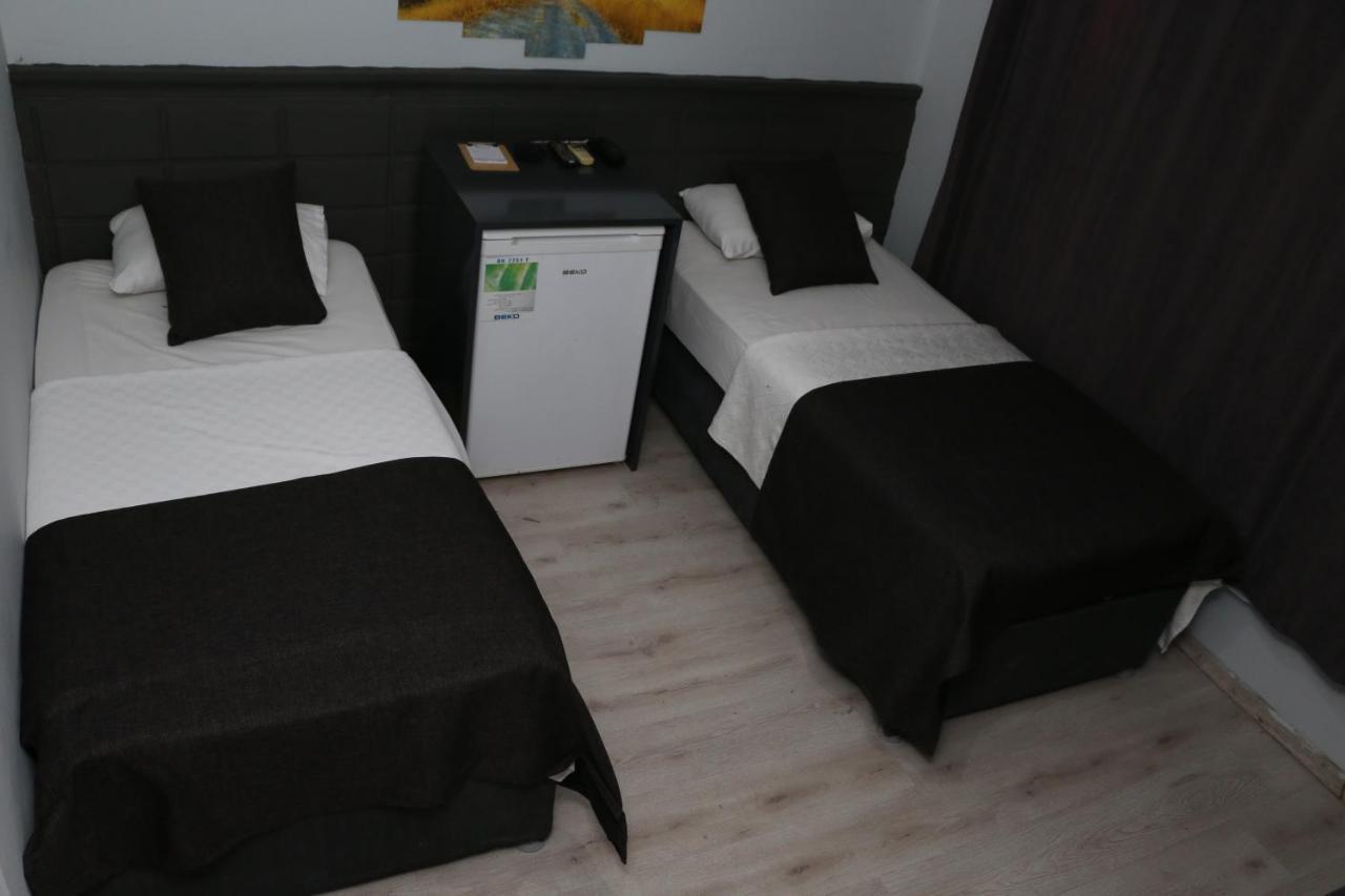 Asus Palmiye Otel Adana Bagian luar foto